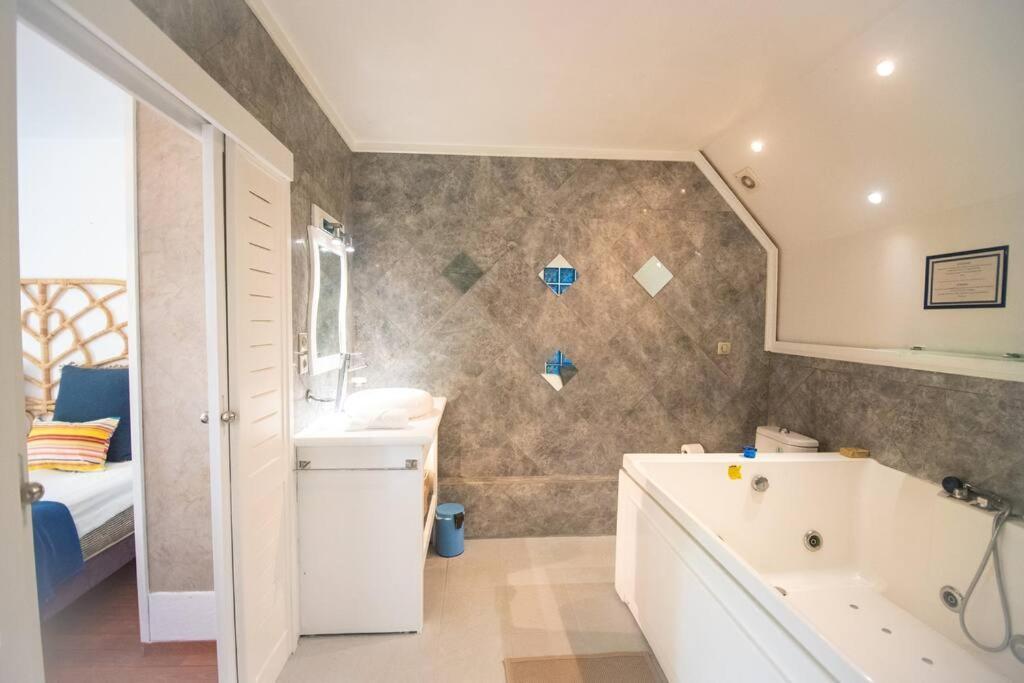 Pasha - Ocean View Apartment Sainte-Anne  Luaran gambar